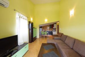 Apartment in Vinišce with Balcony, Air condition, WIFI, Washing machine (4753-3)