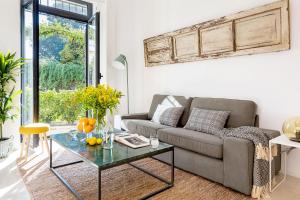 Three-Bedroom Apartment without Terrace room in Genteel Home Santa Teresa