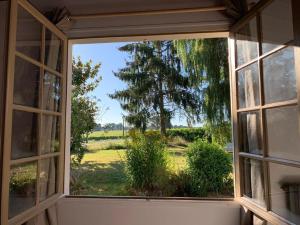 Maisons de vacances Beautiful 4-Bed country cottage with pool : photos des chambres