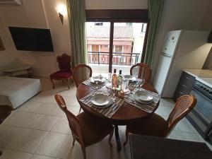 OLD ZAKYNTHOS GALLERY GIO 2