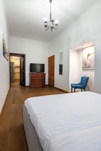 Romari apartment площа Міцкевича 5