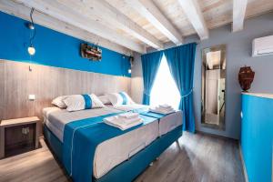 Nautica Room South - Old Town