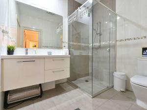 King 2 - close proximity to Bimbadgen and Hope Estate concerts