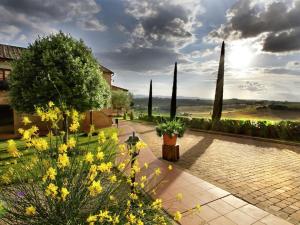 Belvilla by OYO Elegant flat in historic villa