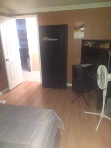 Curts cozy room rentals