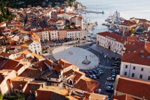 Room at Vacation Station Piran