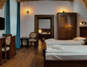 Deluxe Apartment room in CASA CHITIC -HOTEL SI RESTAURANT Str Johann Gott nr7