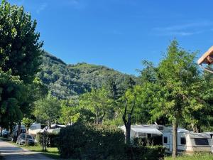 Campings Camping Les Foulons : photos des chambres