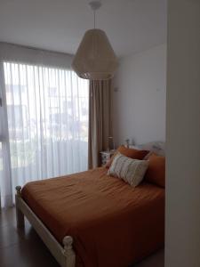 Casa Amplia, Luminosa con Quincho y Pileta!