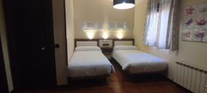 Twin Room with Private Bathroom room in La Posada De La Magistral