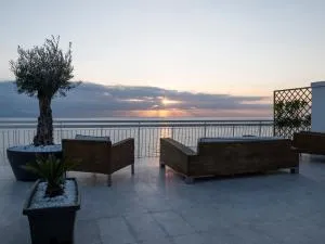 THOMAS SEA VIEW - Trecase