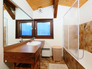 Holiday Home Les Pelarnys by Interhome