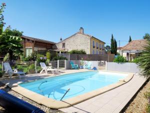 Maisons de vacances Holiday Home Tuilieres - CME100 by Interhome : photos des chambres