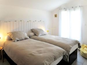 Maisons de vacances Holiday Home Mon Poussin - SVV120 by Interhome : photos des chambres