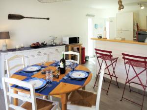 Maisons de vacances Holiday Home Mon Poussin - SVV120 by Interhome : photos des chambres