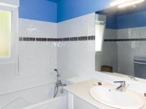 Maisons de vacances Holiday Home Le Moisan by Interhome : photos des chambres