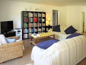 Maisons de vacances Holiday Home Mimosa - SUL135 by Interhome : photos des chambres