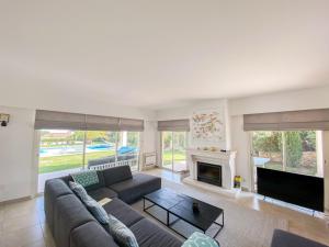 Villas Villa Les Cycas - GRI170 by Interhome : photos des chambres