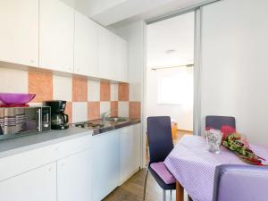 Apartment Tajana by Interhome 