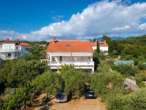 Apartment Matius by Interhome 