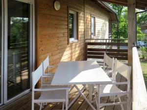Apartment Les Cottages du Lac T3 Tradition by Interhome
