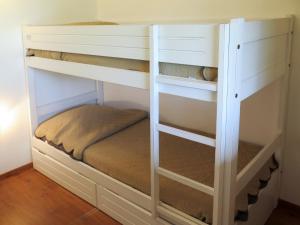 Apartment Les Cottages du Lac T3 by Interhome