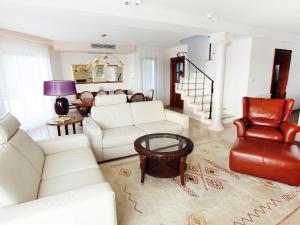 Holiday Home Villa Mustra by Interhome