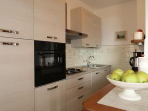 Apartment Gialla by Interhome