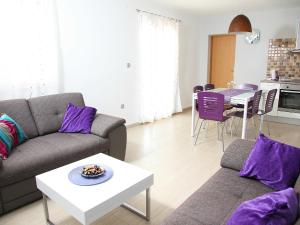 Holiday Home Vinka by Interhome