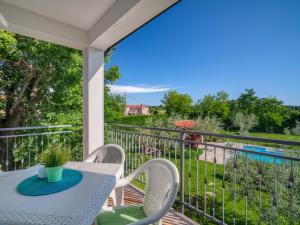 Apartment Fiore-1 by Interhome 