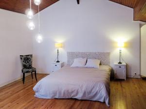 Maisons de vacances Holiday Home Auceloun - NAS100 by Interhome : photos des chambres