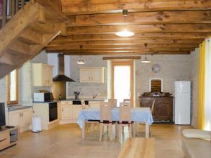 Maisons de vacances Holiday Home Le Causse du Cluzel by Interhome : photos des chambres