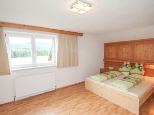 Holiday Home Mitzi by Interhome