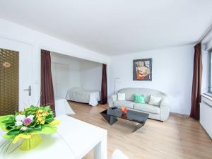 Apartment Le Corsaire-5 by Interhome