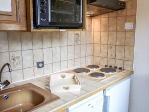 Apartment Clos du Savoy-23 by Interhome