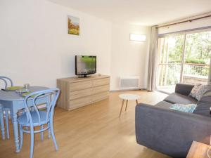 Studio Les Amphores-5 by Interhome