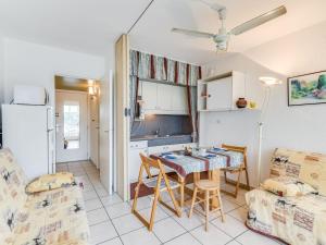 Studio Escale Plage-2 by Interhome