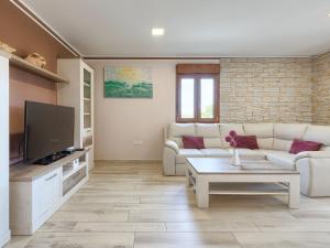 Holiday Home Villa Aniva by Interhome