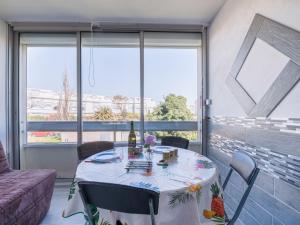 Studio Floralies I-6 by Interhome