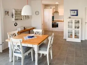 Holiday Home Rose by Interhome - Dyksterhusen