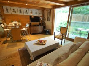 Apartment Les Jardins de lAstoria by Interhome