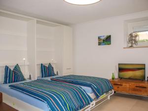 Apartment Appartamento 2- Giardino by Interhome