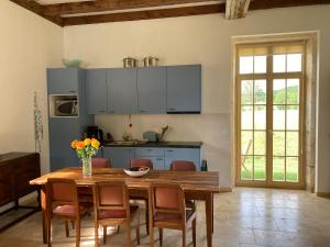 La Cour de La Fleunie 1