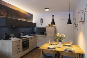 APARTMÁNY PADESÁTKA - Polední Kameny