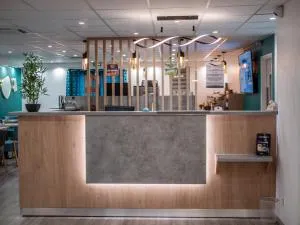 Contact Hotel Restaurant Bleu France - Eragny Cergy - 埃尔布莱