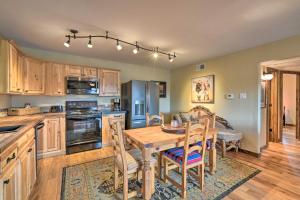 Fort Worth Apt Less Than 5 Mi to Downtown!