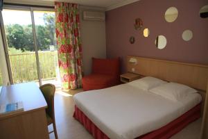 Hotels Isola Hotel : photos des chambres