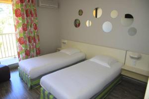 Hotels Isola Hotel : photos des chambres