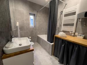 URBAN APARTMENTS Premium No 3 Chorzow Katowice free private parking