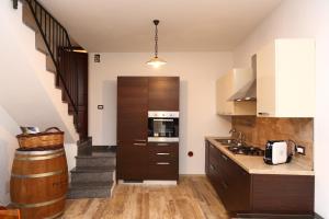 Wine House (by Vacation Service)